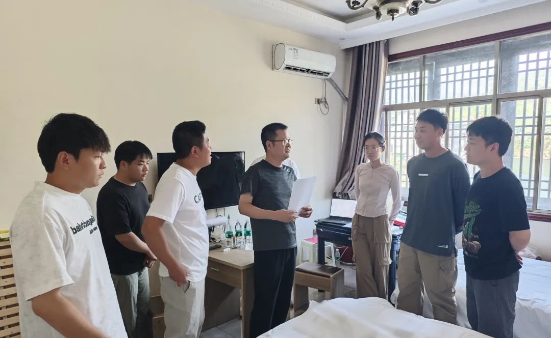 公司党支部书记、总经理李博带队赴旬阳蜀河镇地灾风险调查项目部调查指导工作